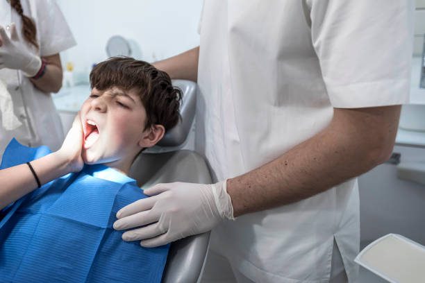 Best Broken or Cracked Tooth Emergency Dentist in Nett, MO